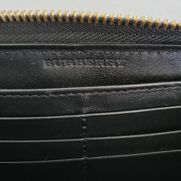 BURBERRY Studded Black Patent Leather Zip Wallet - Picture 5 of 5